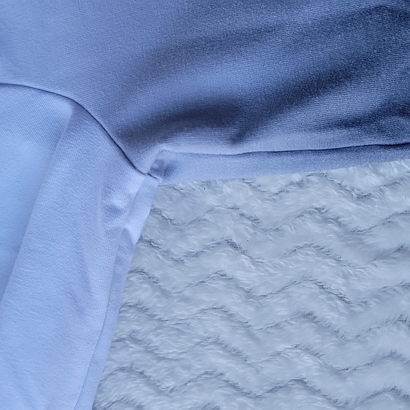 Women UNDER ARMOUR RIVAL TERRY GRADIENT CREW - XS (Used-Like New) - Picture 12 of 13